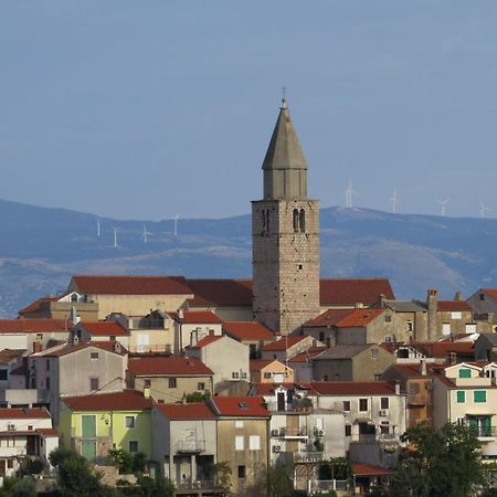 Apartmani Mariosa Vrbnik Esterno foto