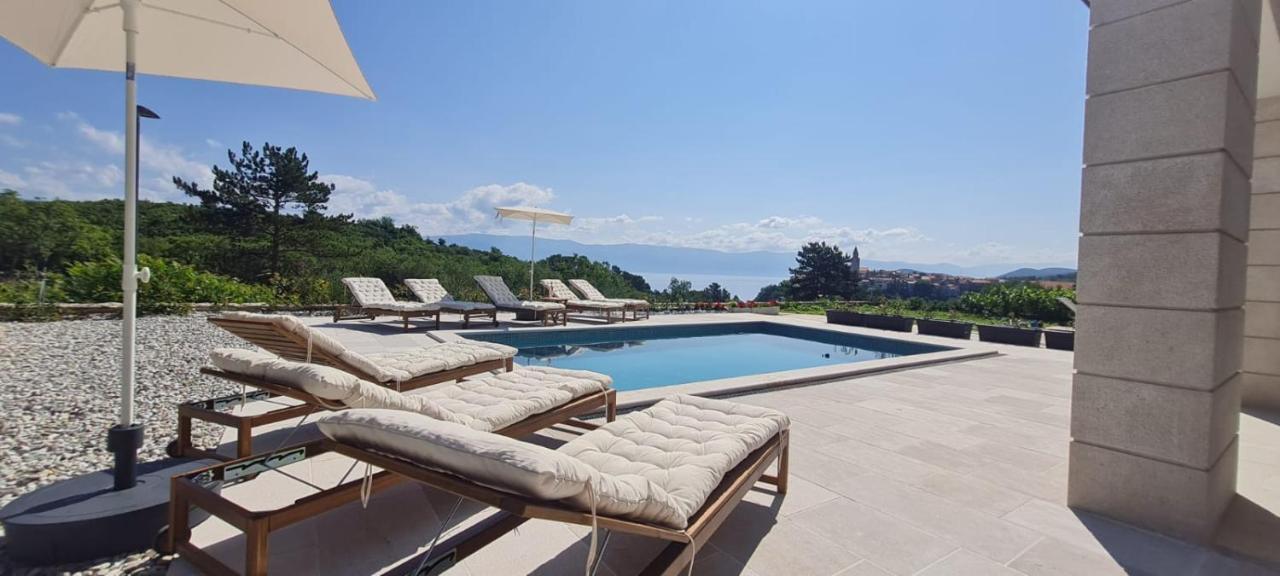 Apartmani Mariosa Vrbnik Esterno foto