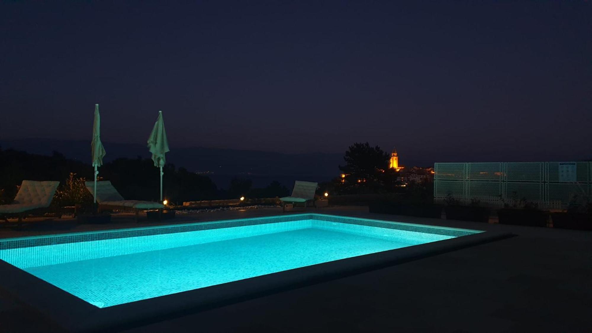 Apartmani Mariosa Vrbnik Esterno foto